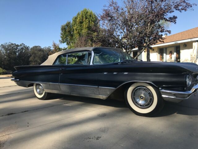 1960 buick electra 225 convertibleâ€”stored indoors many yearsâ€”solid calif. car