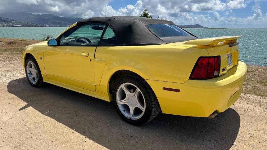 2001 ford mustang gt