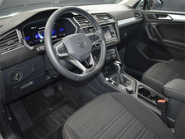 2023 volkswagen atlas cross sport 3.6l v6 sel premium r-line