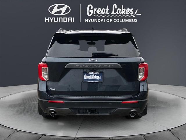 2022 ford explorer xlt
