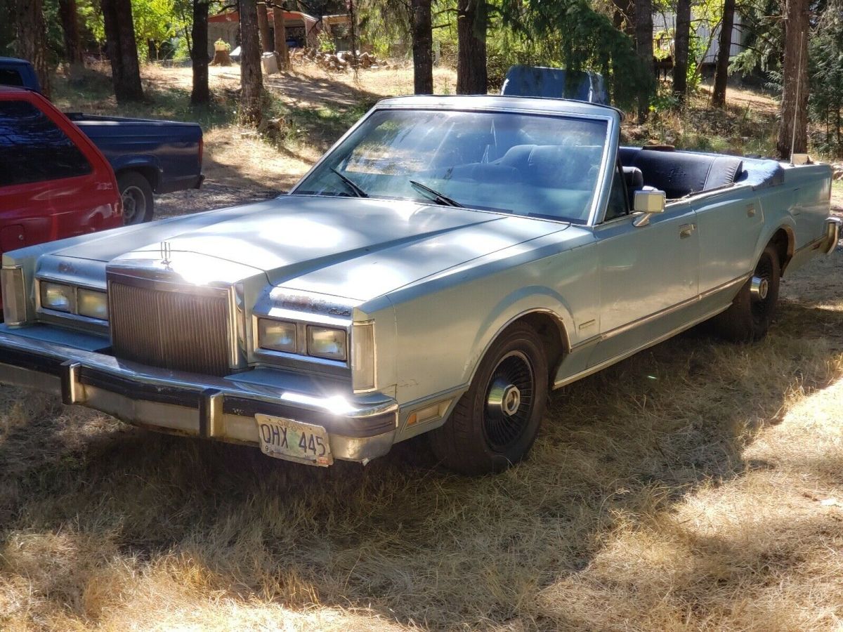 1981 lincoln town car sedan blue rwd automatic chop top