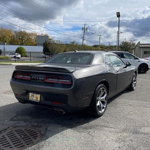 2016 dodge challenger r/t