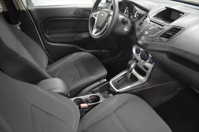 2018 ford fiesta se hatchback