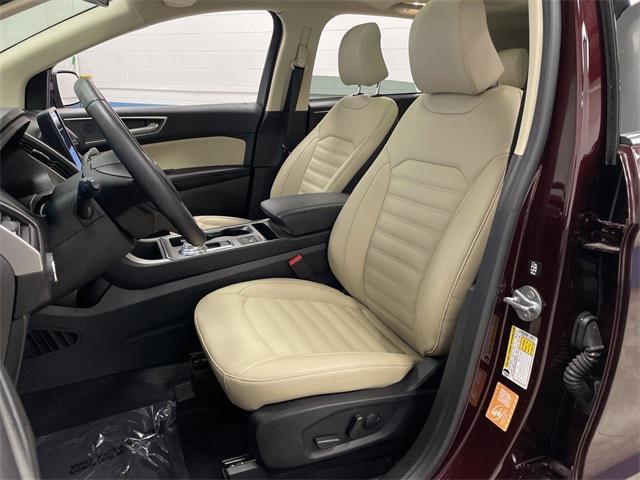 2022 ford edge sel