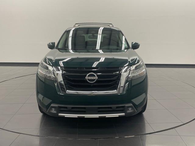 2022 nissan pathfinder sl