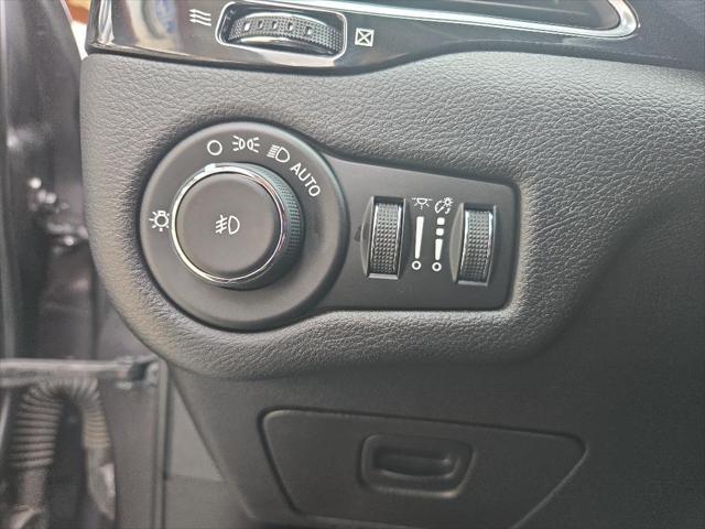 2020 jeep cherokee altitude