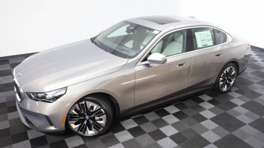 2025 BMW i5