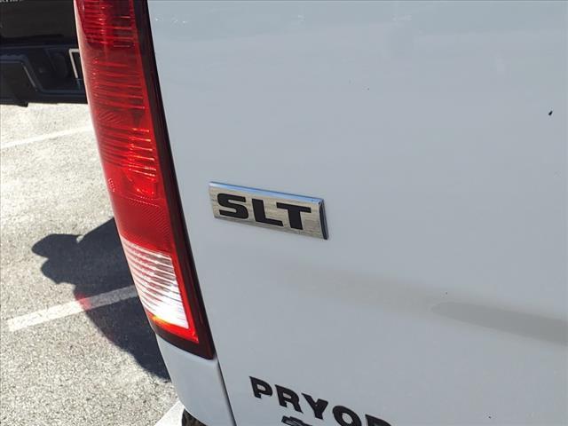 2022 ram 1500 classic slt