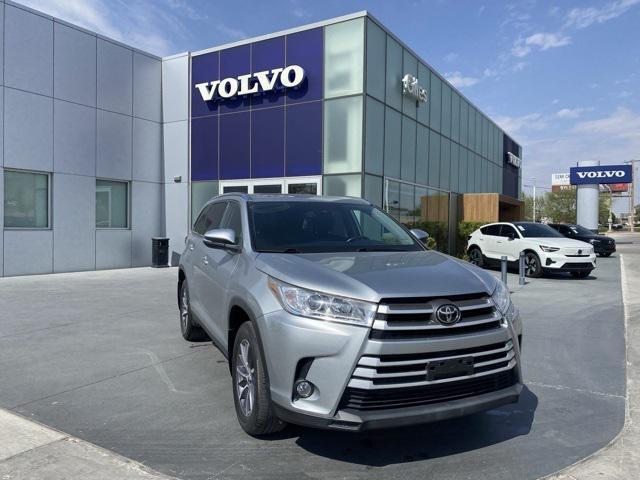 2019 toyota highlander xle
