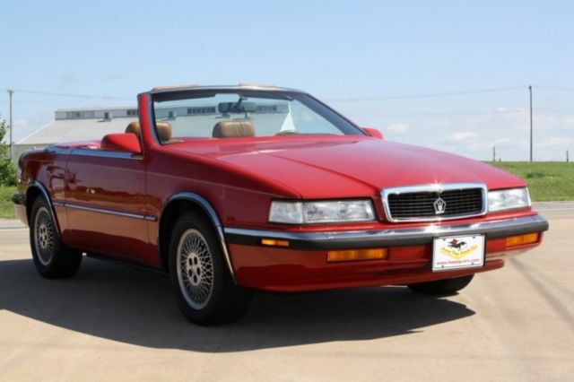 1989 chrysler tc by maserati red hard top convertible