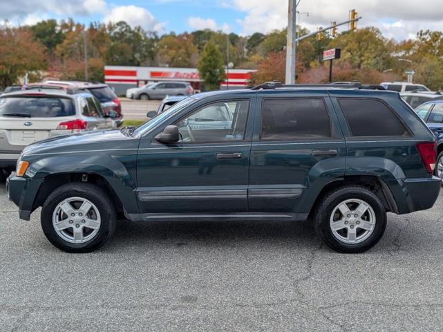2005 jeep grand cherokee laredo