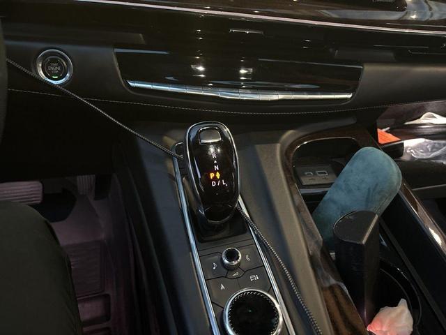 2023 cadillac escalade esv sport platinum