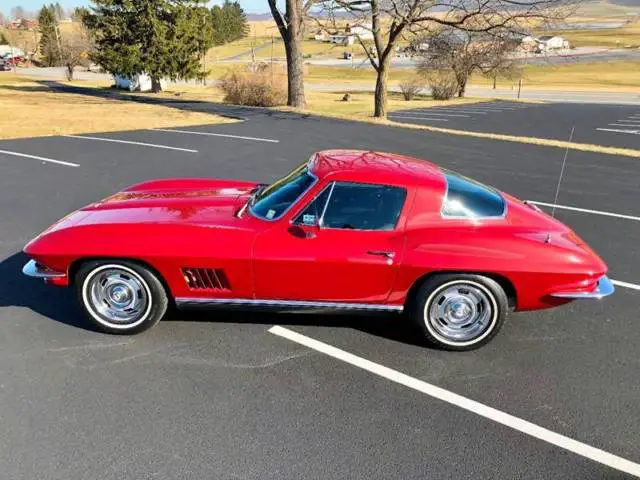 1967 corvette coupe *marlboromaroon/black*#smatching327ci/300hp*4-speed*