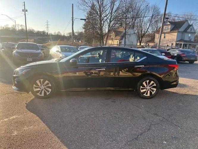 2020 nissan altima 2.5 s 4dr front-wheel drive sedan in akron, ohio