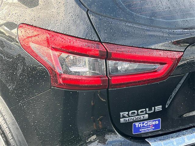 2022 nissan rogue sport sv