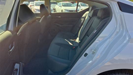 2025 Nissan Altima