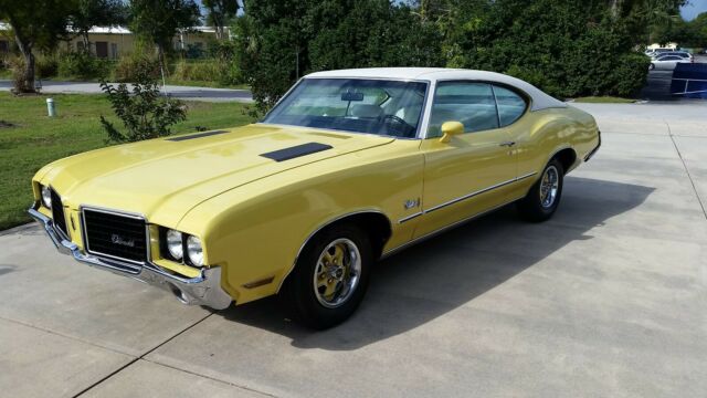 1972 oldsmobile cutlass s believed to be 53,200 miles in beautiful condition