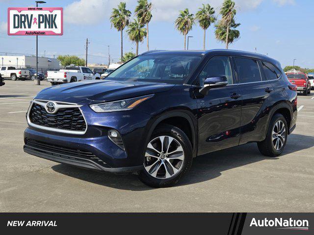 2021 toyota highlander xle