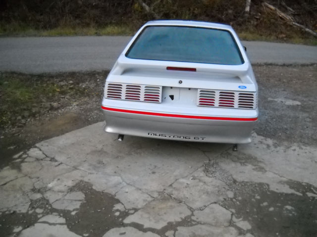 87 mustang gt