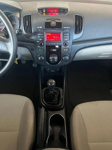 2012 kia forte lx