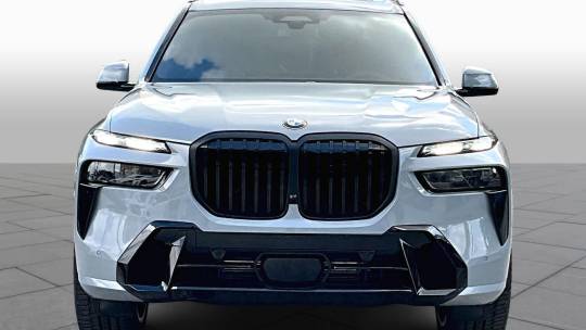 2025 BMW X7