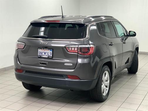 2019 jeep compass