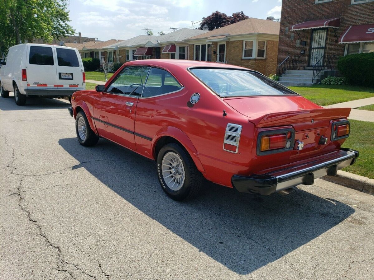1975 toyota corolla sr5 5 speed manual transmission rwd with a 1.6 engine 2tc
