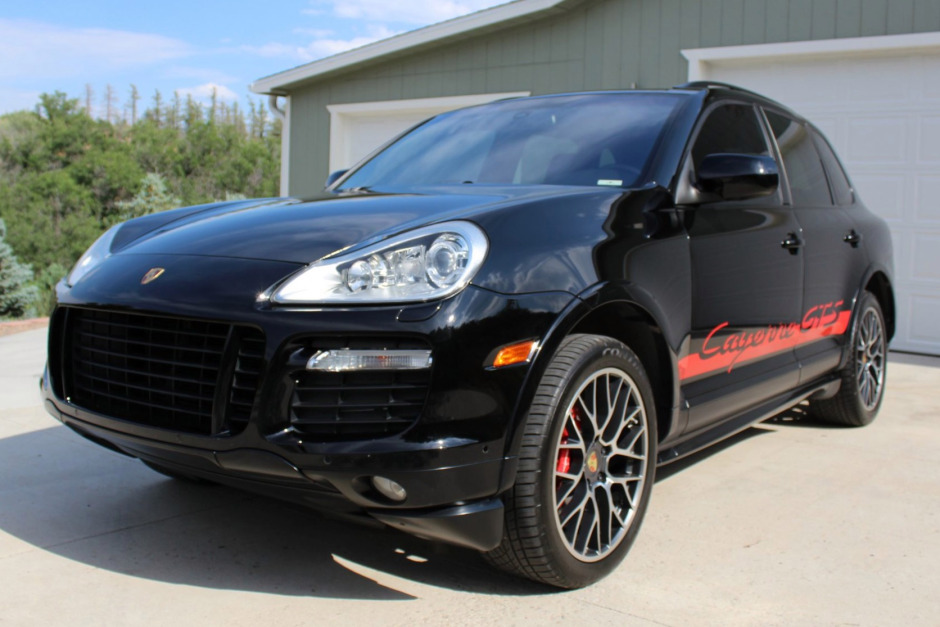 2009 porsche cayenne gts 6-speed