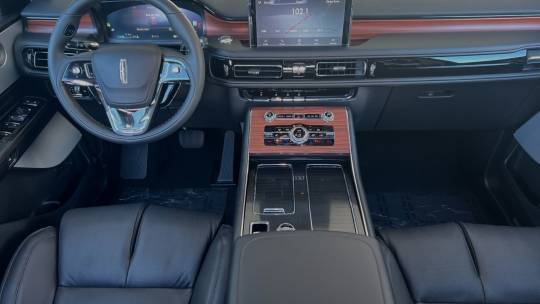 2024 Lincoln Aviator
