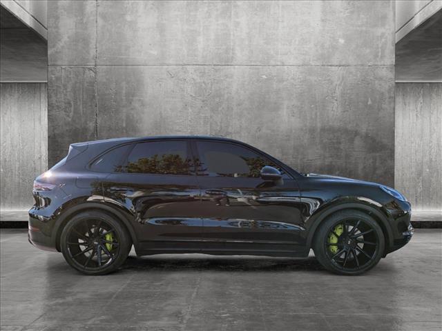 2022 porsche cayenne awd