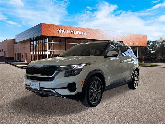 2022 kia seltos s