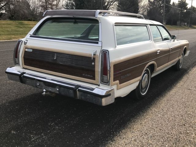 1976 ford country squire, one owner, low miles, loaded