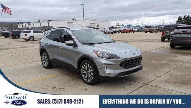 2022 ford escape titanium