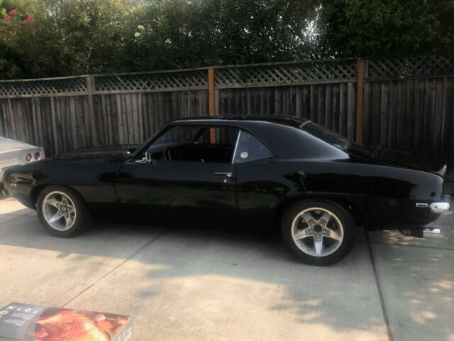 1969 chevrolet camaro - fully restored 383 sbc v-8 and four speed m/t