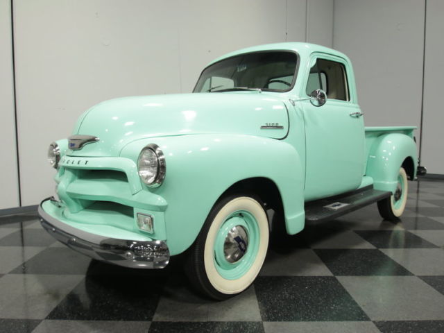 fully restored advance design 3100, period paint/interior, runs/drives great!!