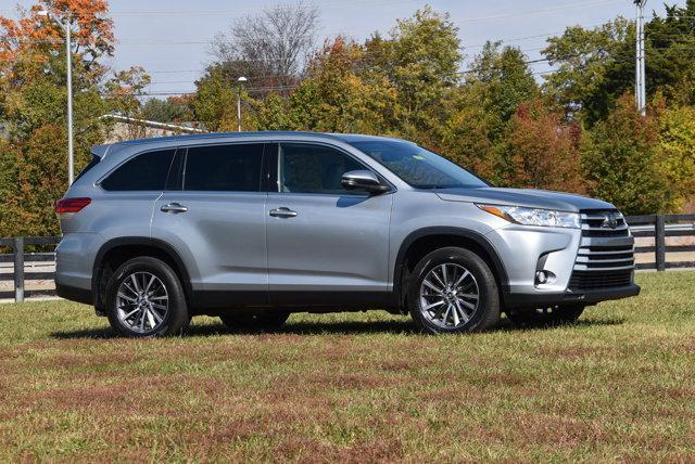 2019 toyota highlander xle