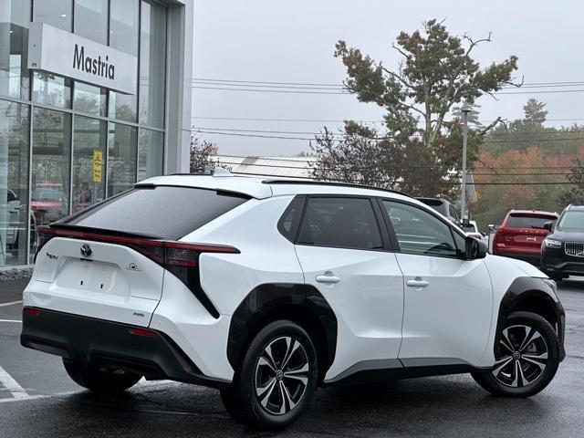 2023 toyota bz4x xle