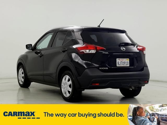 2019 nissan kicks s