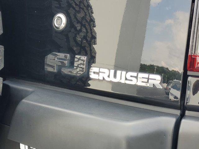 2014 toyota fj cruiser base