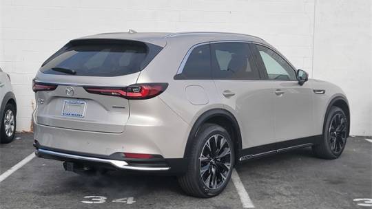 2024 Mazda CX-90