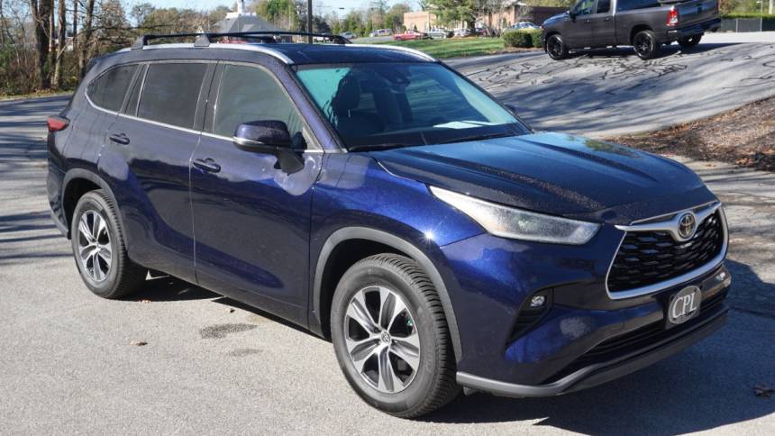 2021 toyota highlander xle