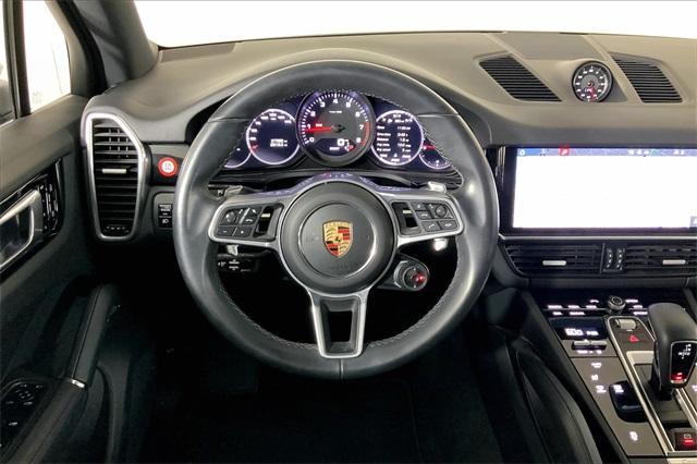2020 porsche cayenne