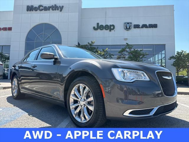 2021 chrysler 300 touring