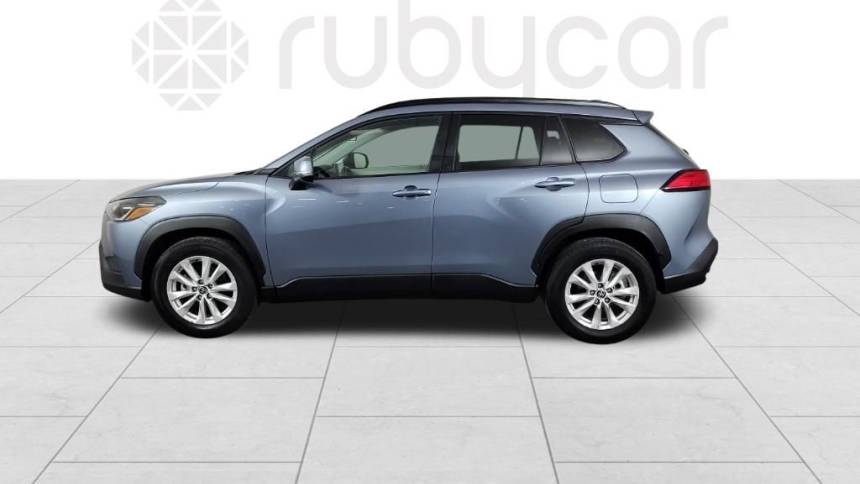 2022 toyota corolla cross le