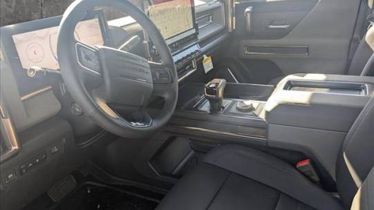 2025 GMC Hummer EV