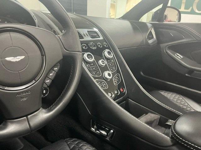 2016 aston martin vanquish volante