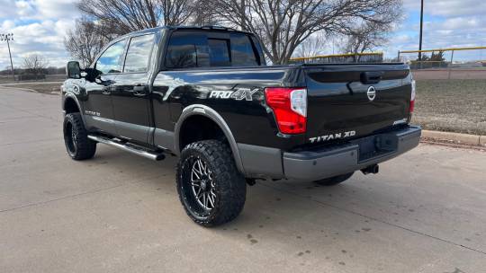 2016 Nissan Titan