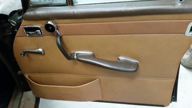 model 230 s-w111.010 all original, clima, real 18000km, clear history