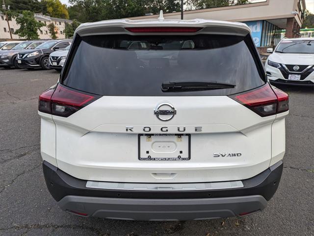 2021 nissan rogue sv