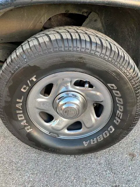 1994 dodge dakota base 131 wb green 5.2l v8 16v mpfi ohv 4-speed automatic rese